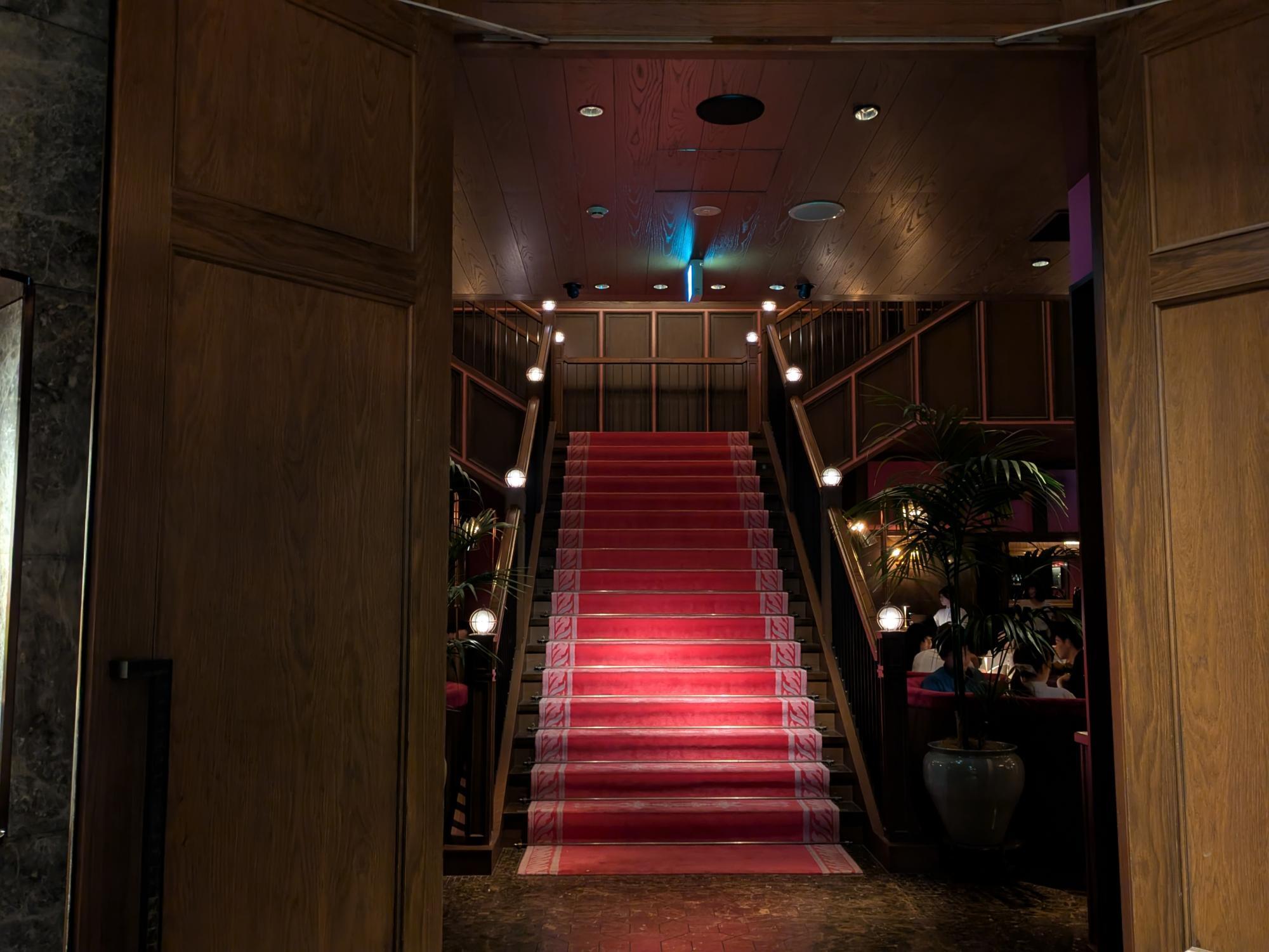 ザ・コンダーハウス×矢場味仙の台湾ラーメンコラボの様子