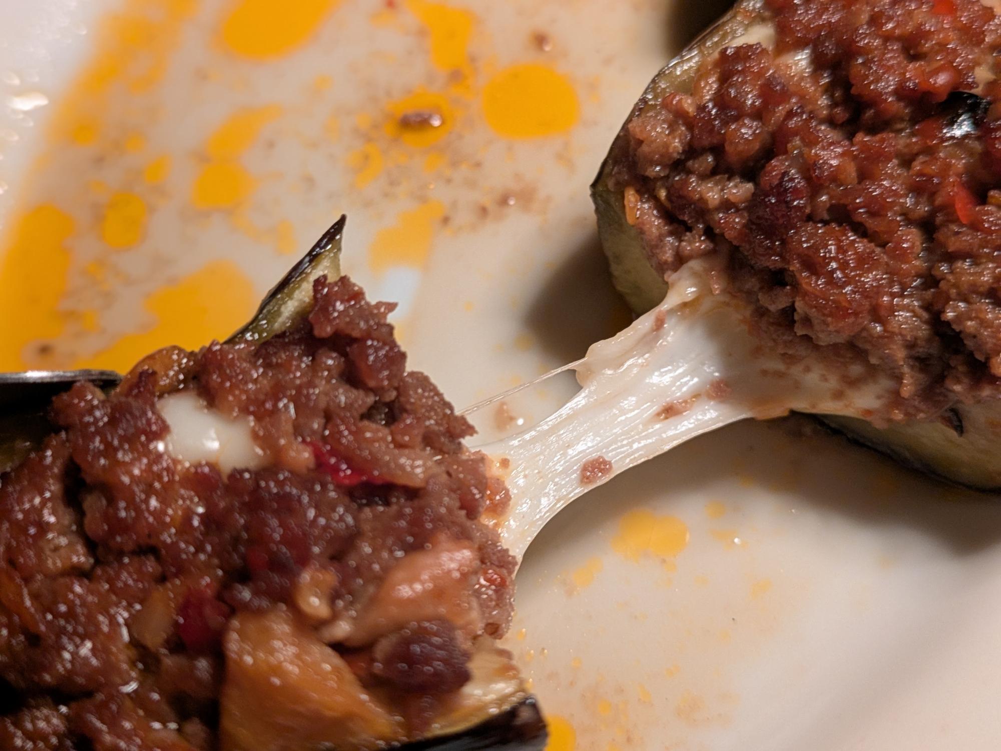 ザ・コンダーハウス×矢場味仙の台湾ラーメンコラボの様子