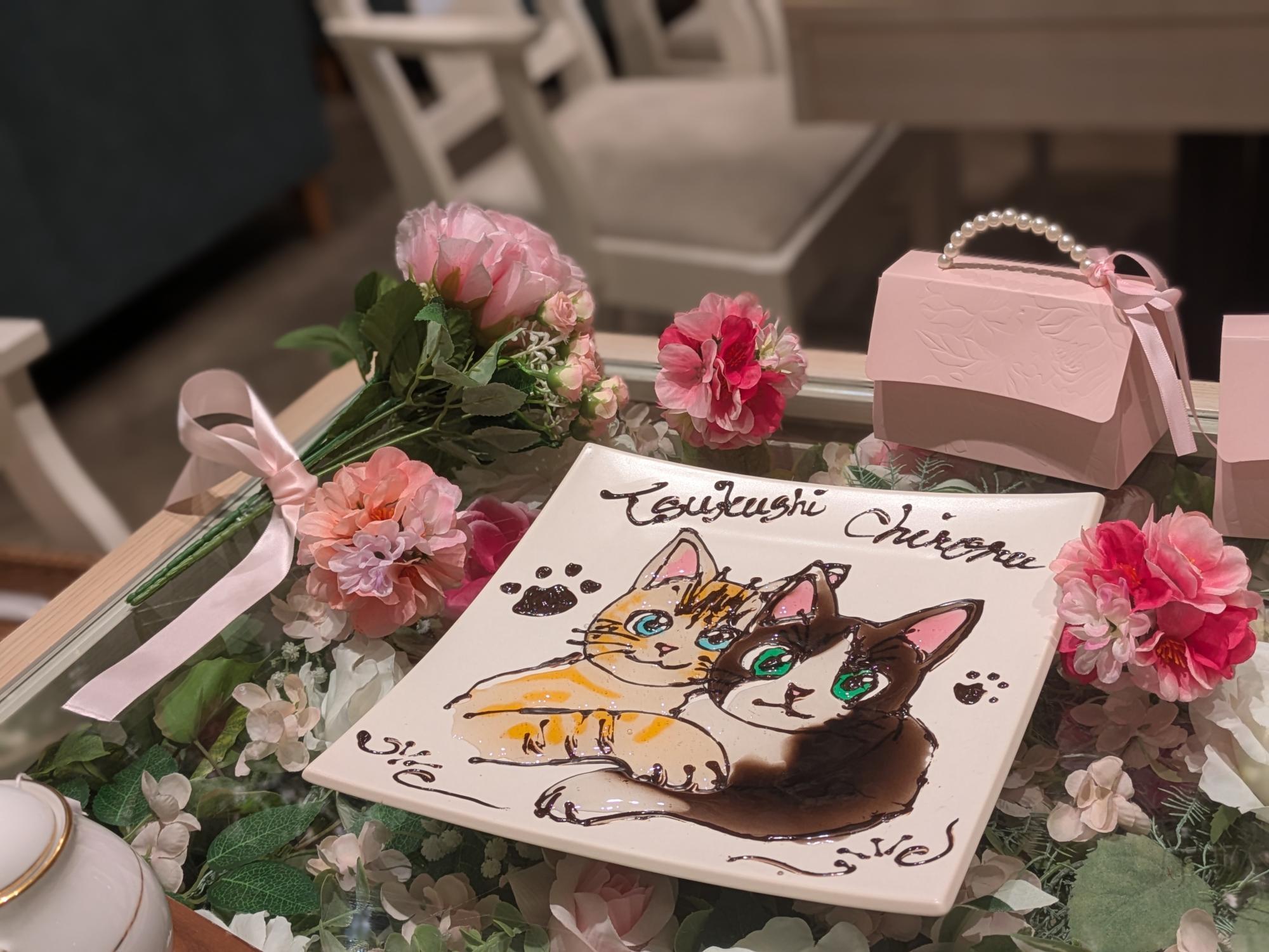 Sun5 cafeの可愛いイラストプレート