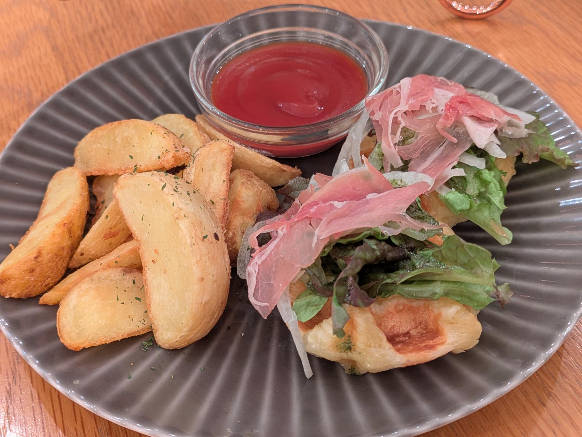 アフタヌーンティーのセイボリープレート