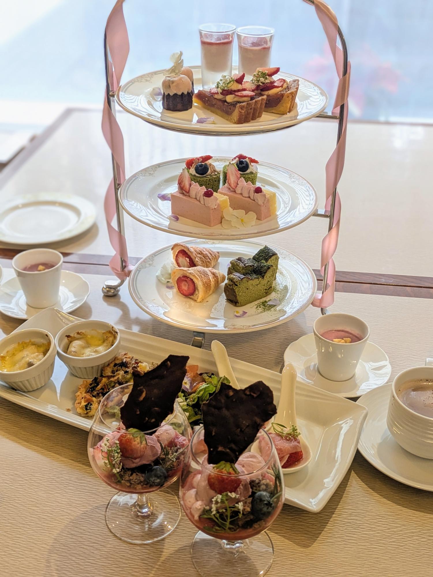 ザ・ラウンジの春いちごアフタヌーンティー