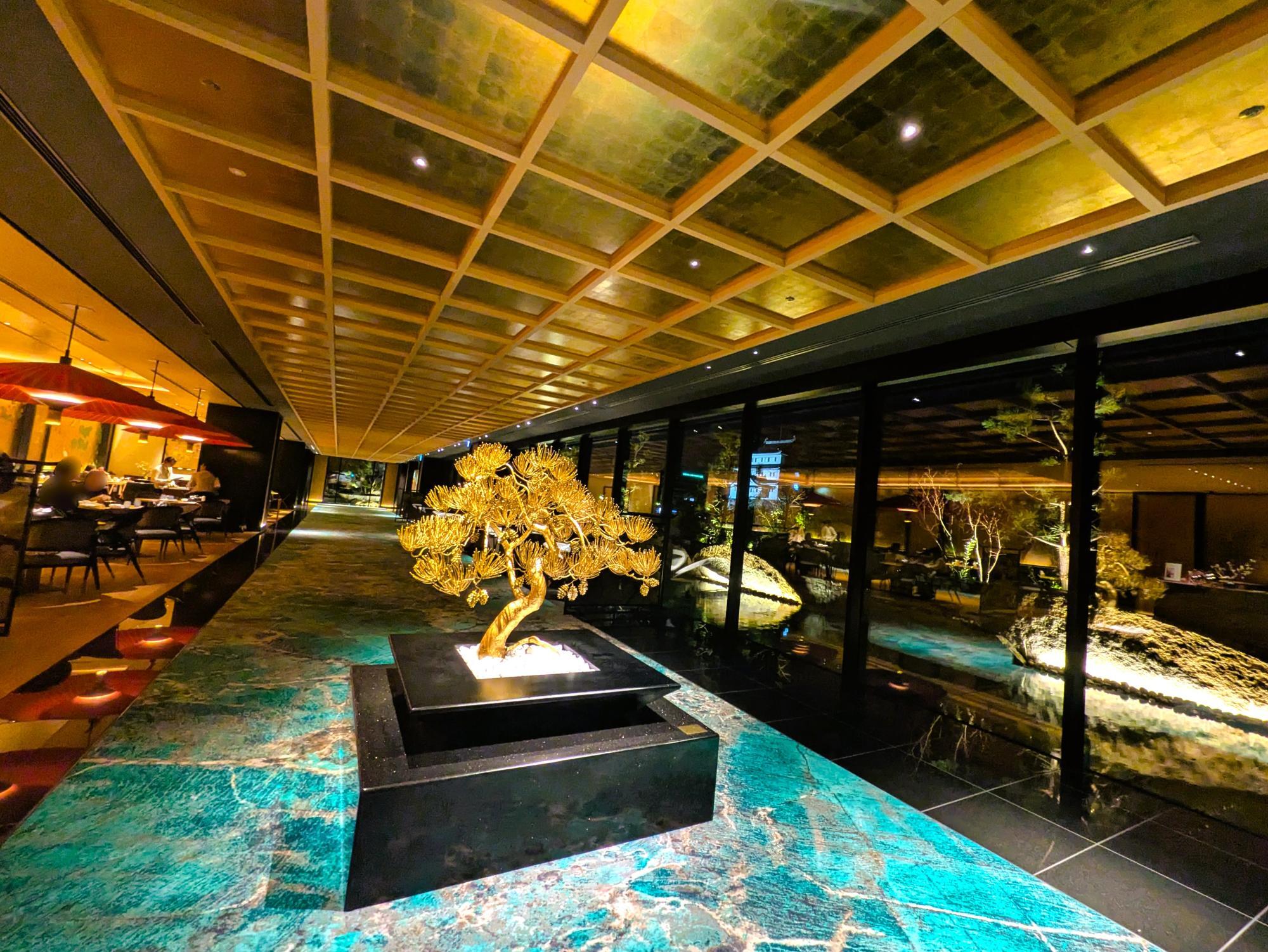 THE GARDEN LOUNGE店内