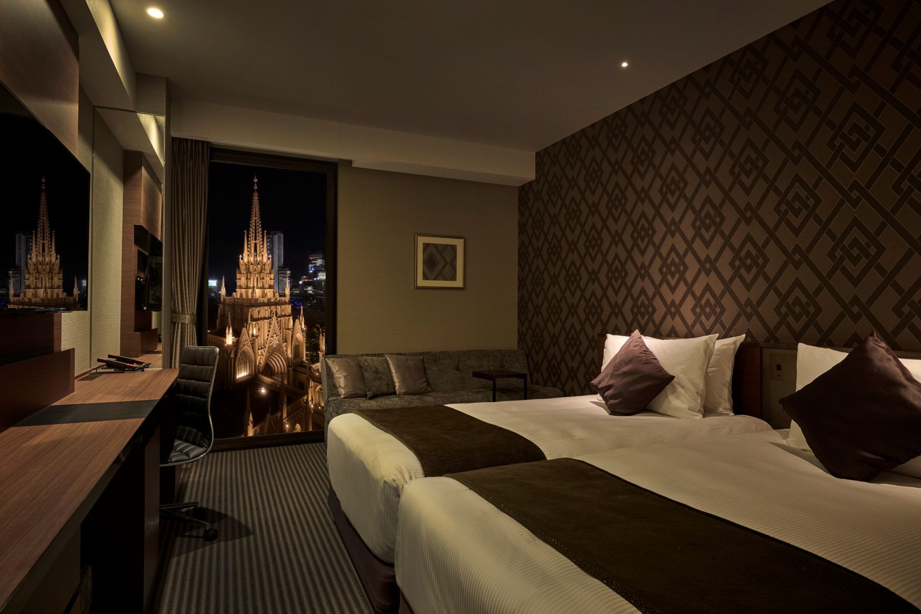 『STRINGS Spring ROSÉ Night』イベント付き宿泊プランのデラックスチャペルビューツインルーム イメージ